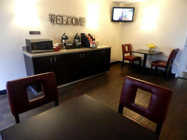 Red Roof Inn Plus+ Austin South Dış mekan fotoğraf
